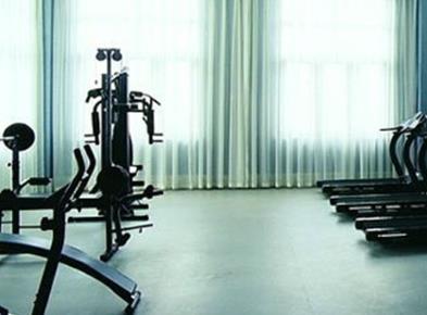 保养 周口橡胶地板时要注意什么？