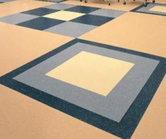  周口橡胶地板铺贴有什么要注意的？